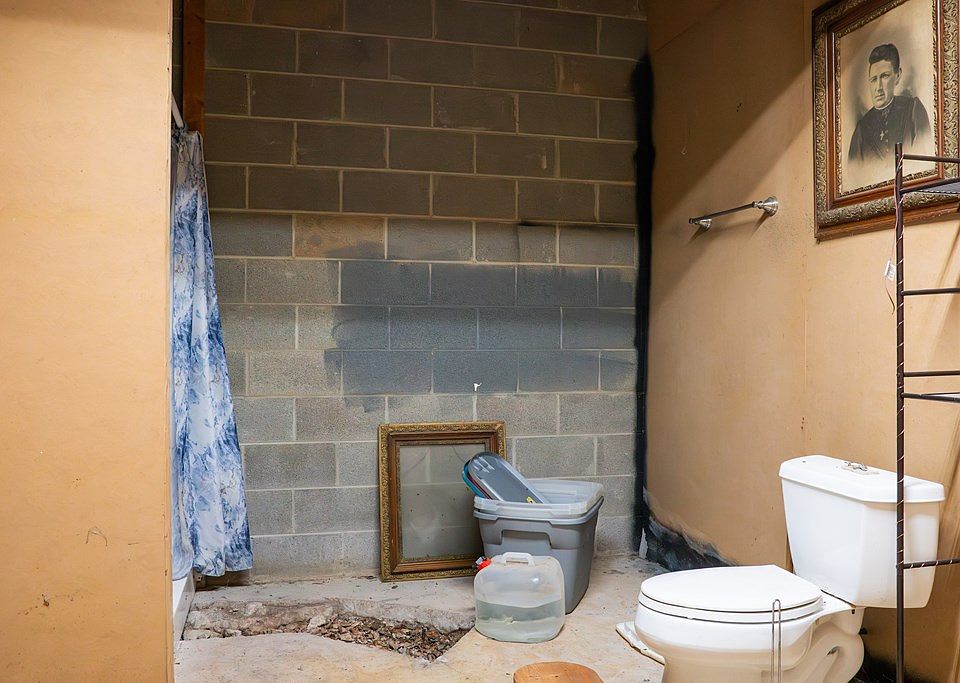 40th image of this home