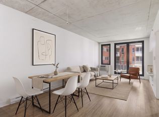 950 Rue Notre Dl #O-244, Montreal, QC H3C 0K3