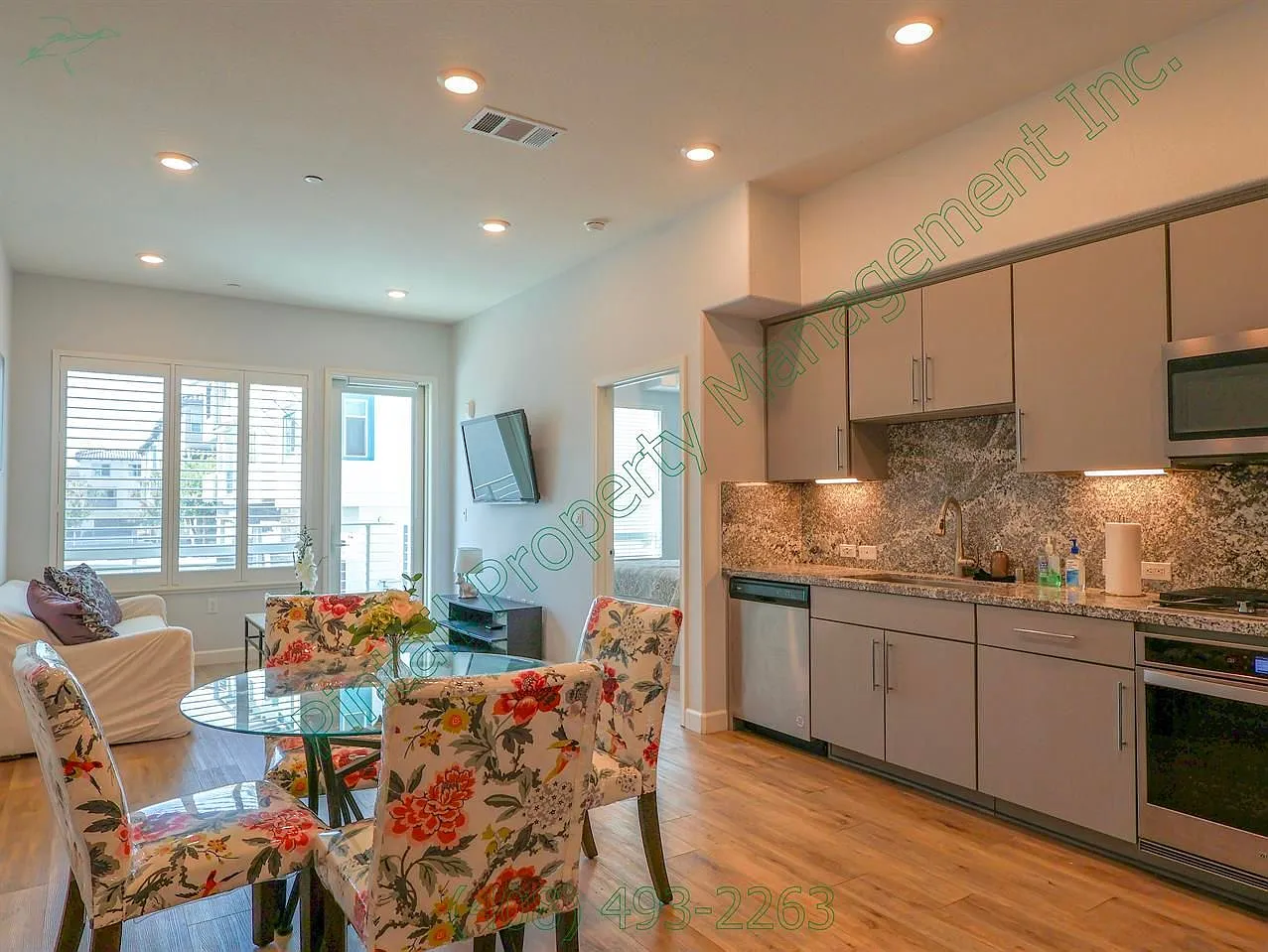 1 bed, 1.5 bath, 822 sqft, $3,285 — Photo 2