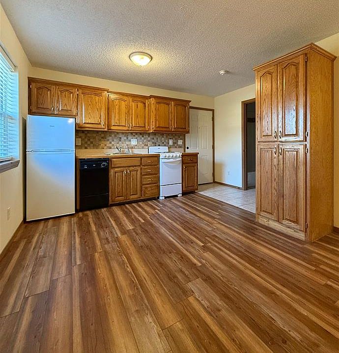 2318 East 8th St. #F, Joplin MO