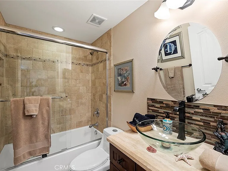 3116 Lincoln St — Photo 25