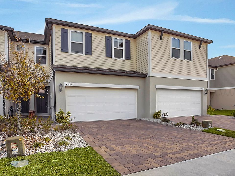 1st image of 15067 Willow Arbor Cir