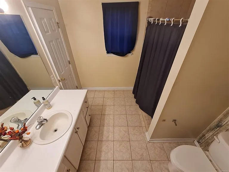 123 Meadowview Dr — Photo 18