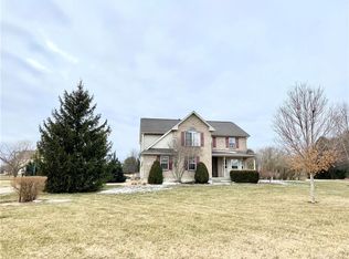 8259 Lytle Trails Rd, Waynesville, OH 45068