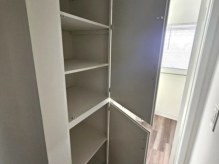 377 Freeman Ave #10 — Photo 9