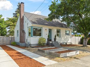 4547 NE Campaign St, Portland, OR 97218