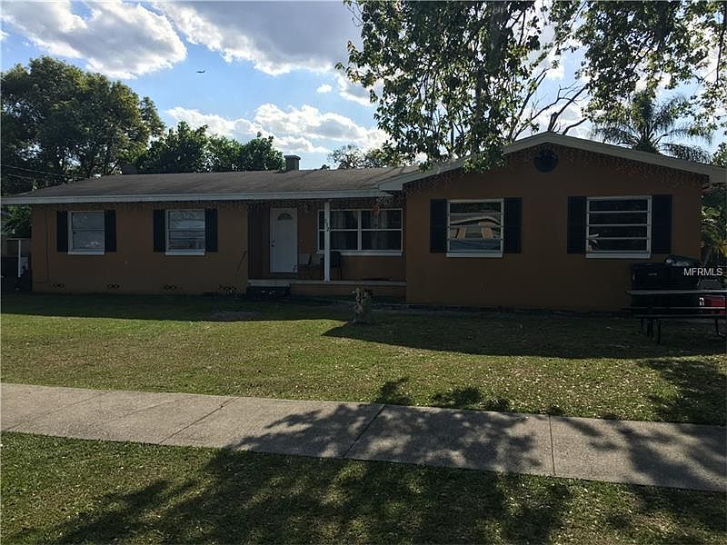 1st image of 832 Tucker Ave