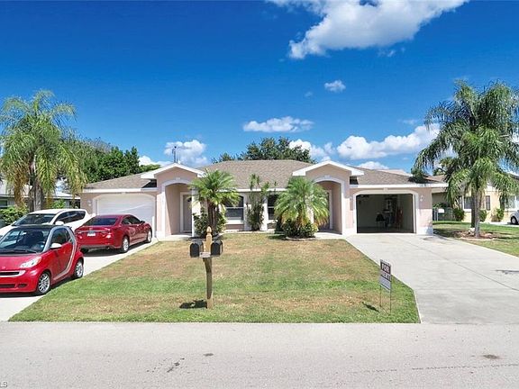 2nd image of 3725 SE 9th Pl