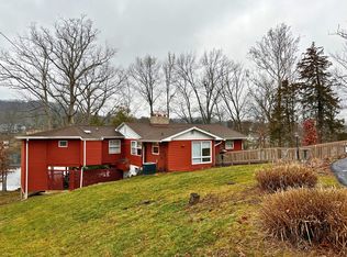 9682 W Harrison Ct, Columbus, IN 47201