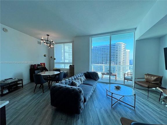 4th image of 1900 N Bayshore Dr APT 4317