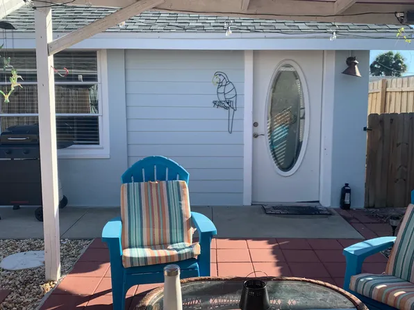 39 1st Ave #B, Englewood, FL 34223