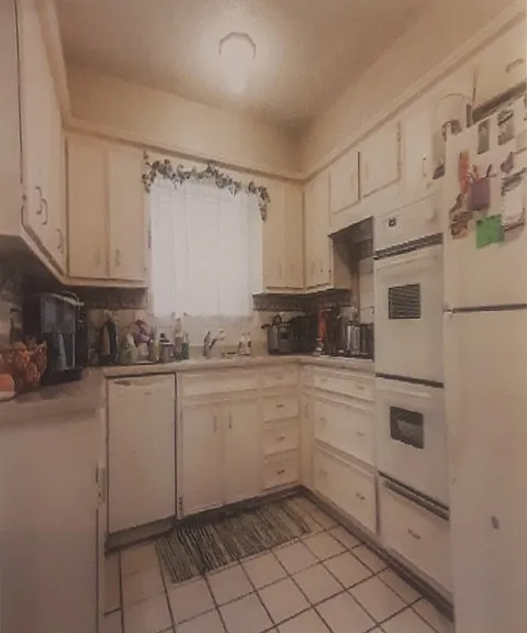300 Candlewood Pl — Photo 3