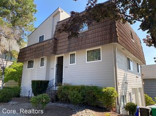 4240 SW View Point Ter, Portland, OR 97239