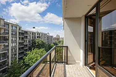 Sold by Chase Global Realty Corp