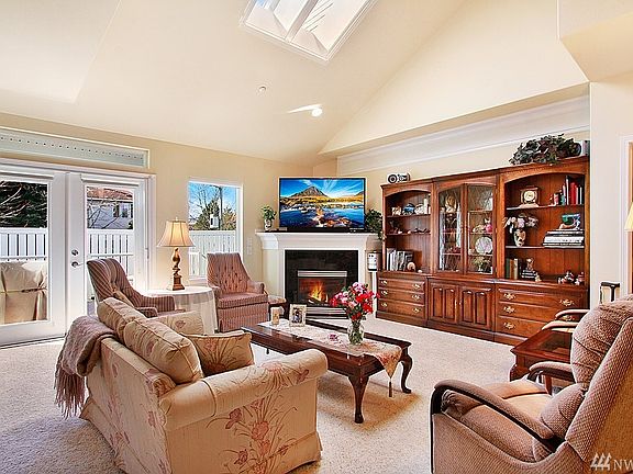 5th image of 1301 67th St SE Unit 19B