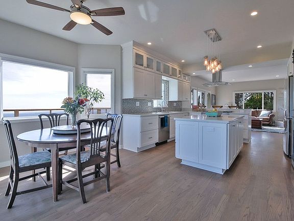 2nd image of 26183 Loma Prieta Way