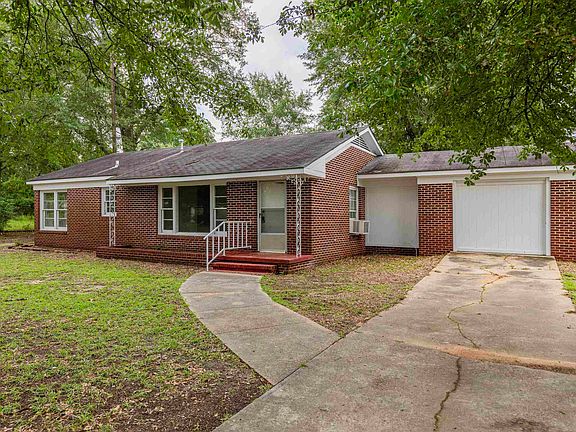 2nd image of 2373 Texas St