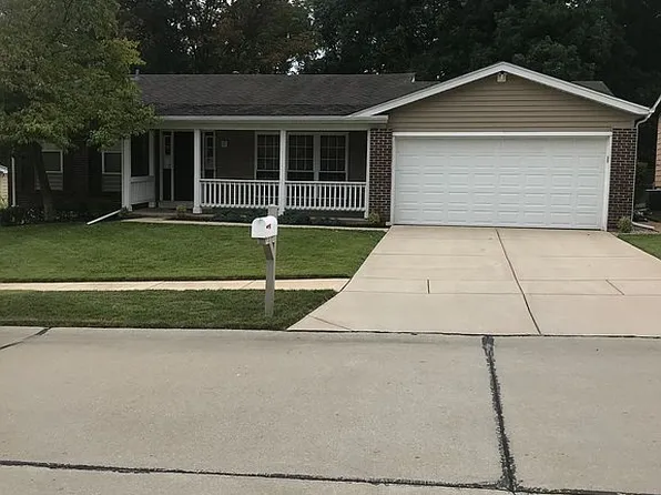 2318 Whitshire Dr, Saint Louis, MO 63129