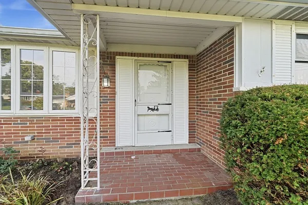 9590 O'Leary Dr — Photo 4