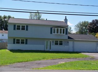 5472 Caughdenoy Rd, Clay, NY 13041