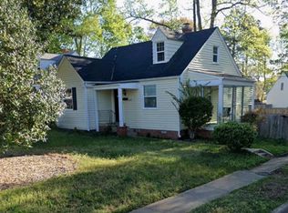 6900 Three Chopt Rd, Richmond, VA 23226