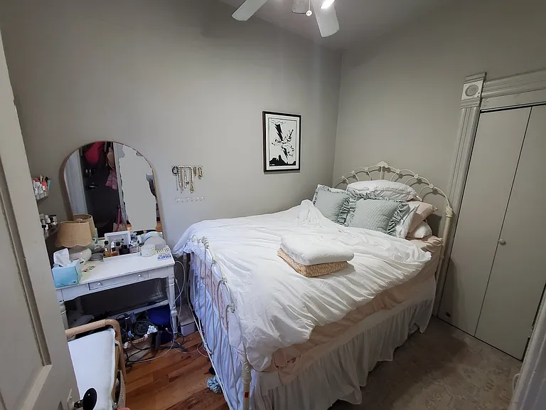 1930 N Bissell St #2 — Photo 8