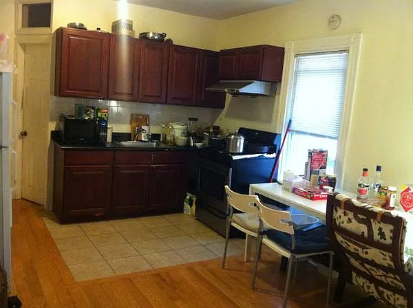 3 Warwick St — Photo 2
