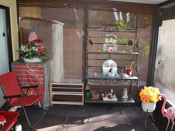 5th image of 1754 S Park Ave