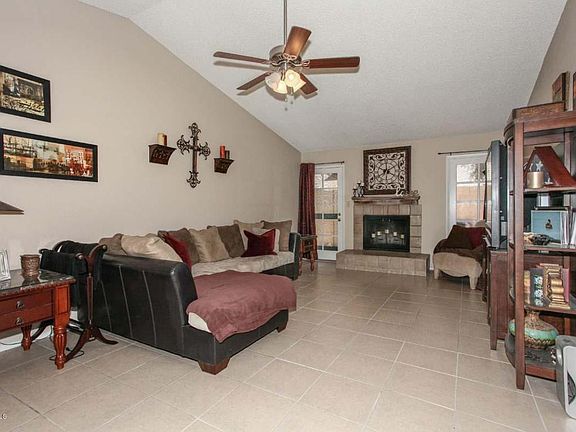 5th image of 17823 N 45th Ave