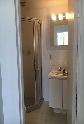 Rented by Compass | media 24