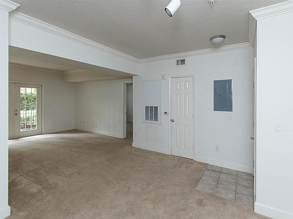 4th image of 204 E South St Unit 1052