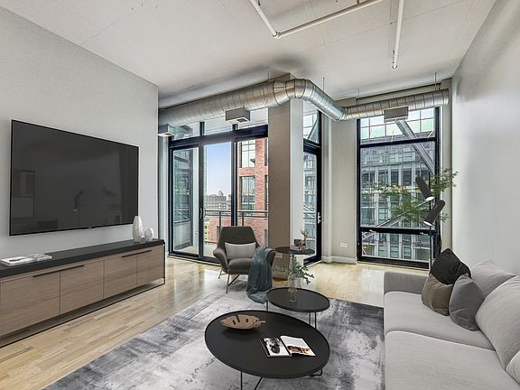 5th image of 740 W Fulton St APT 1208