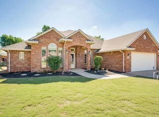 1125 Quail Ridge Rd, Enid, OK 73703