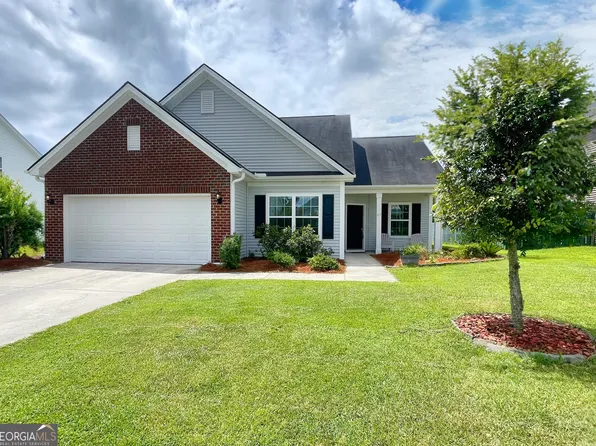 27 Hazen Dr, Richmond Hill, GA 31324