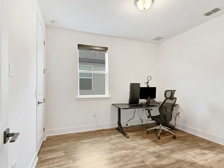 10372 Austrina Oak Loop — Photo 10