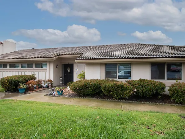 17465 Plaza Abierto Unit 13, San Diego, CA 92128