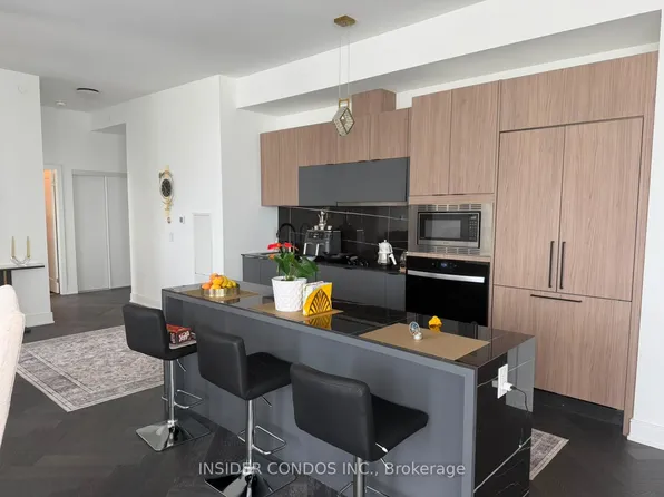 8888 Yonge St, Richmond Hill, ON