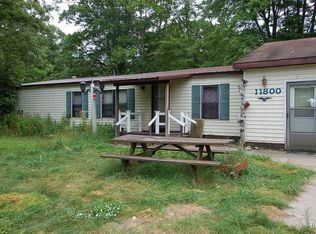 11800 E 34th Rd, Cadillac, MI 49601