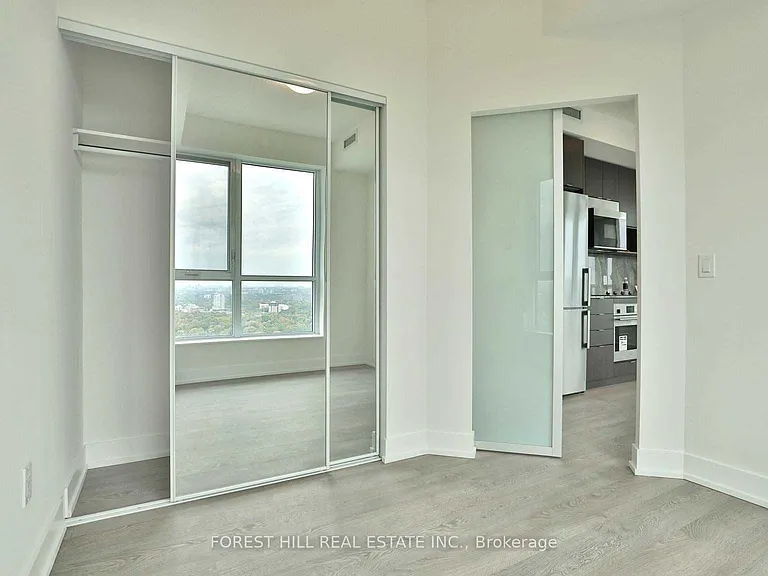 7 Mabelle Ave #3904 — Photo 27