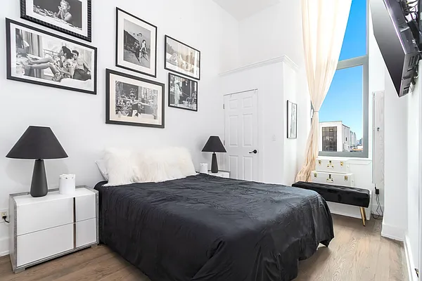 Sold by Compass | media 8