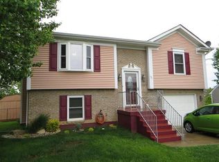 121 Monroe St, Radcliff, KY 40160