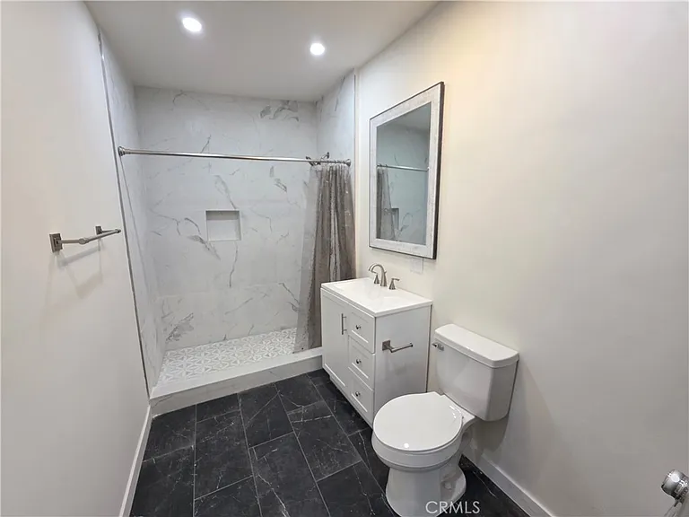 8834 Stansbury Ave — Photo 12
