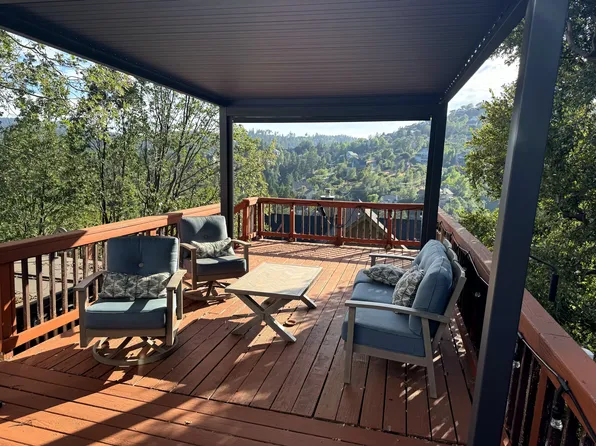 (undisclosed Address), Lake Arrowhead, CA 92352