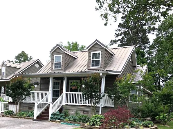 19 Pearl Pkwy, Iuka, MS 38852