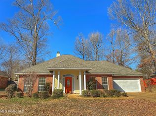 108 Ellicot Burn, Clinton, MS 39056