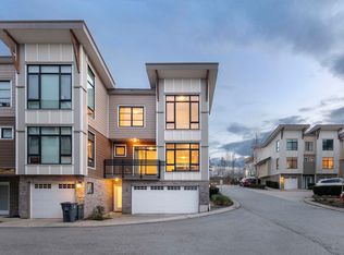 9989 Barnston Dr E, Surrey, BC V4N 6N3
