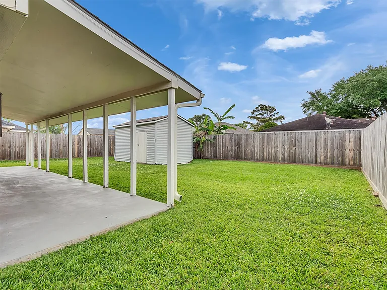 10027 Glenkirk Dr — Photo 29