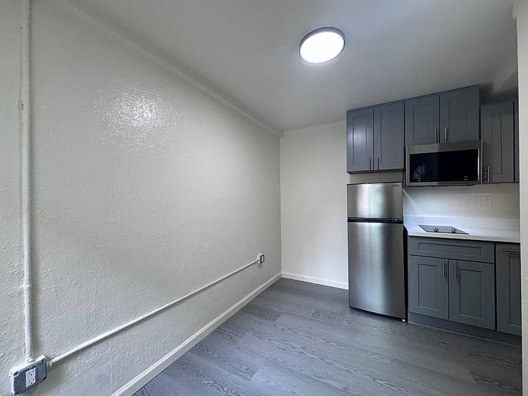 2312-14 Ellsworth Street — Photo 26
