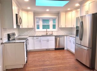 21 Three Mile Hill Rd, Middlebury, CT 06762