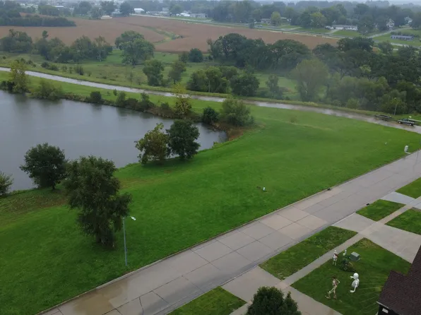 315 Chestnut St, De Soto, IA 50069